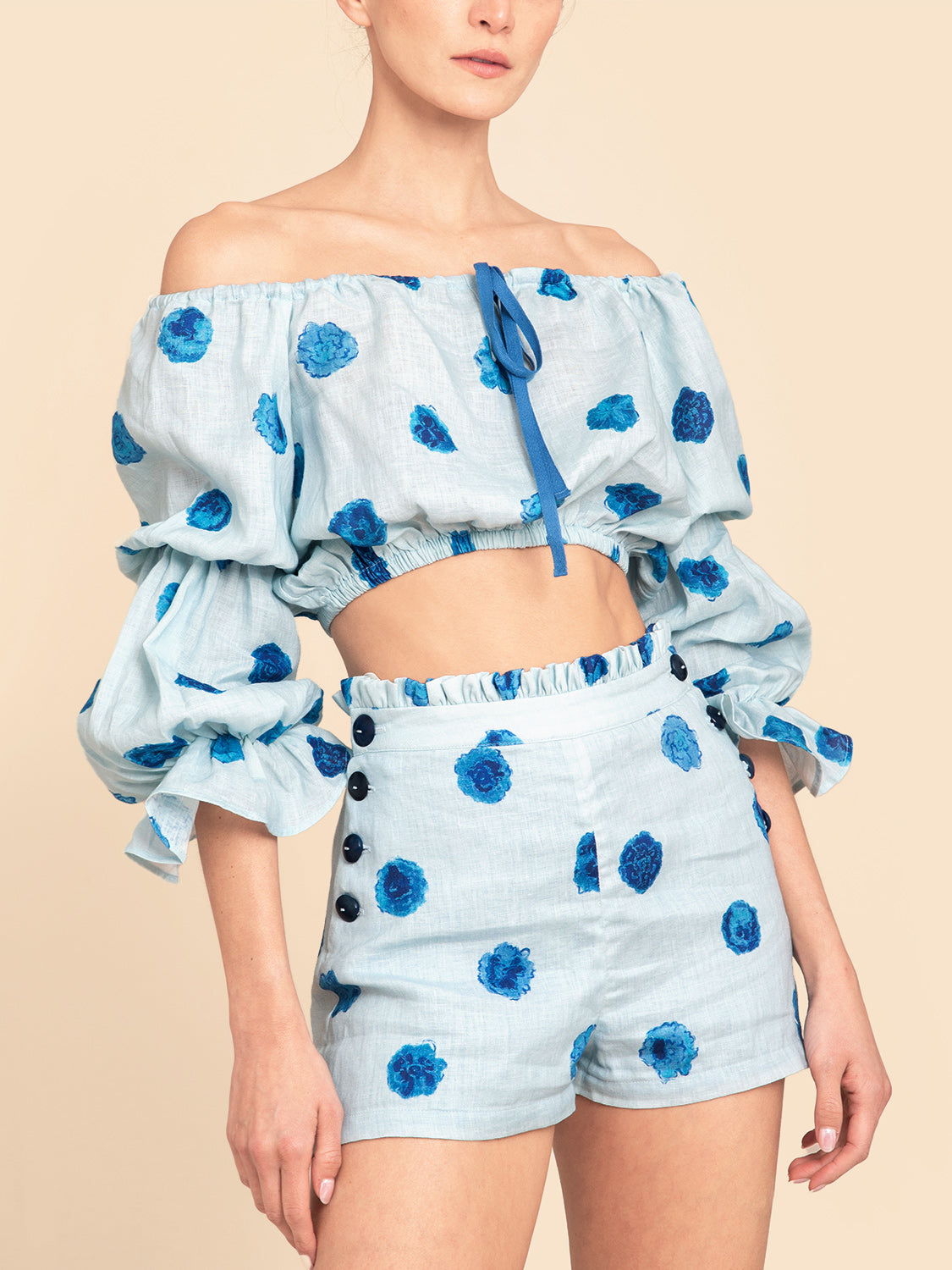 KAMPALA SHORT LIGHT BLUE FLORAL